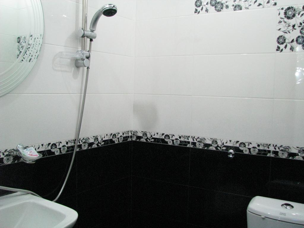 Princ Plaza Hotel 예레반 객실 사진