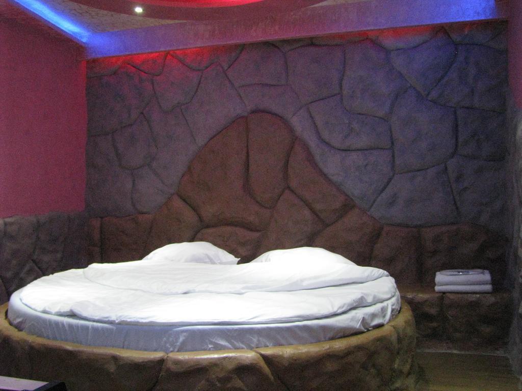 Princ Plaza Hotel 예레반 객실 사진