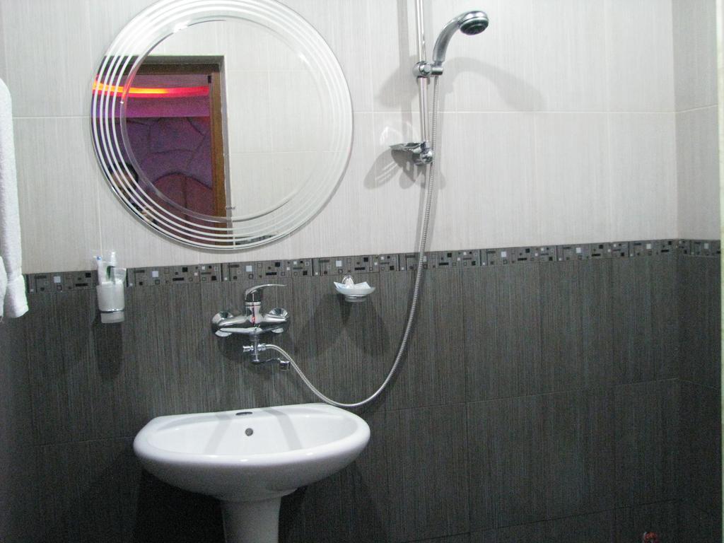 Princ Plaza Hotel 예레반 객실 사진